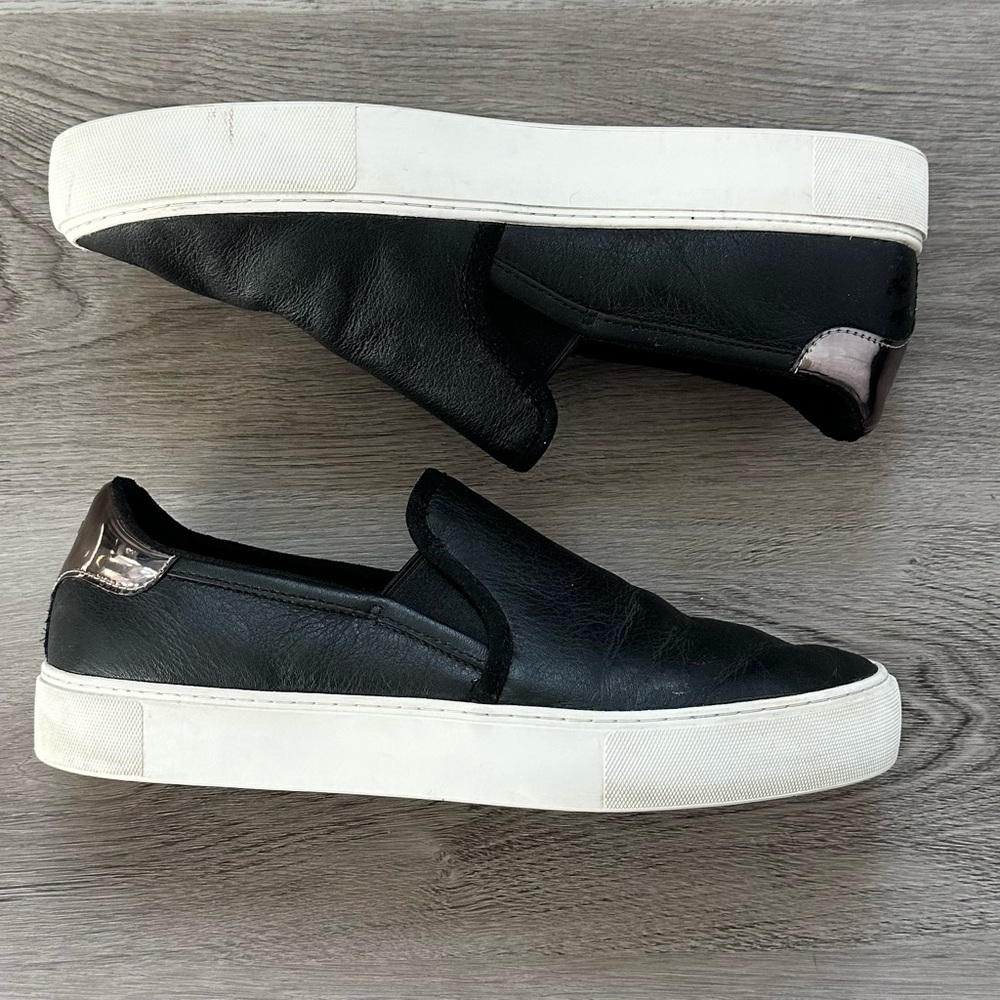 Ugg Women’s Cahlvan Slip On Sneaker